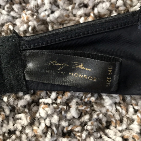 Marilyn Monroe Bra - Picture 2 of 2